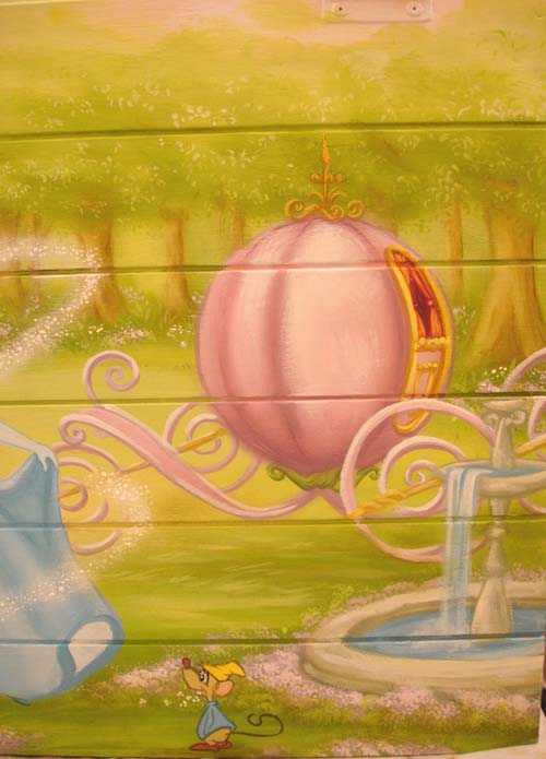 girls mural